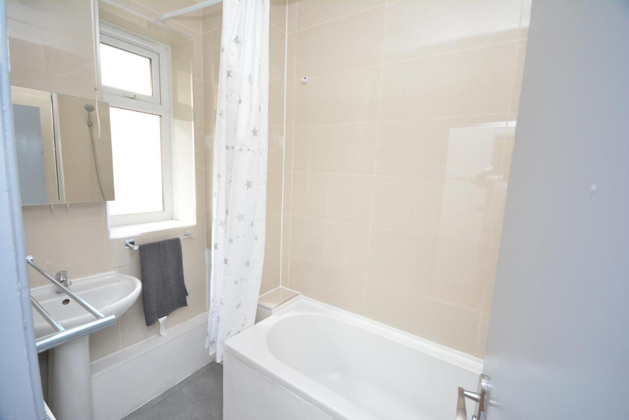 Beautiful London 2 Bedroom Flat Near Finsbury Park Exterior foto